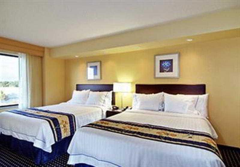 สปริงฮิลล์ สวีท เมดฟอร์ด Hotel ห้อง รูปภาพ